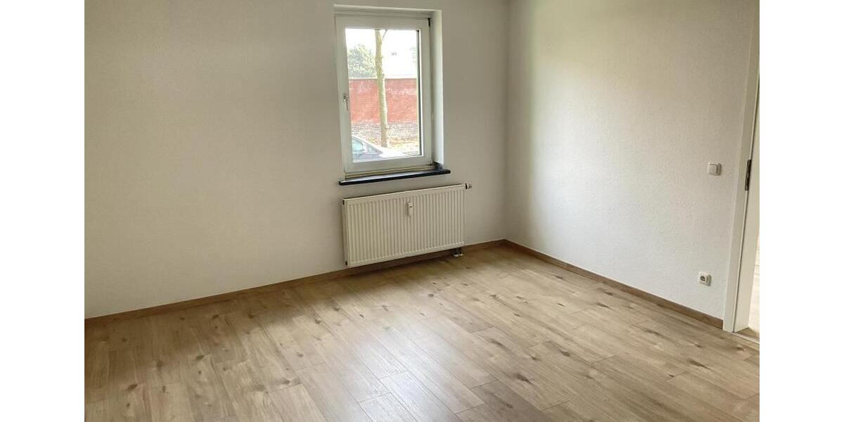Erdgeschoßwohnung Duisburg Ruhrort - 3 Zimmer, 64 m&sup2;, 509&euro; | Angebot:25793780