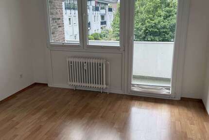 Wohnung Krefeld Benrad - 2 Zimmer, 47 m&sup2;, 450&euro; | Angebot:27097728