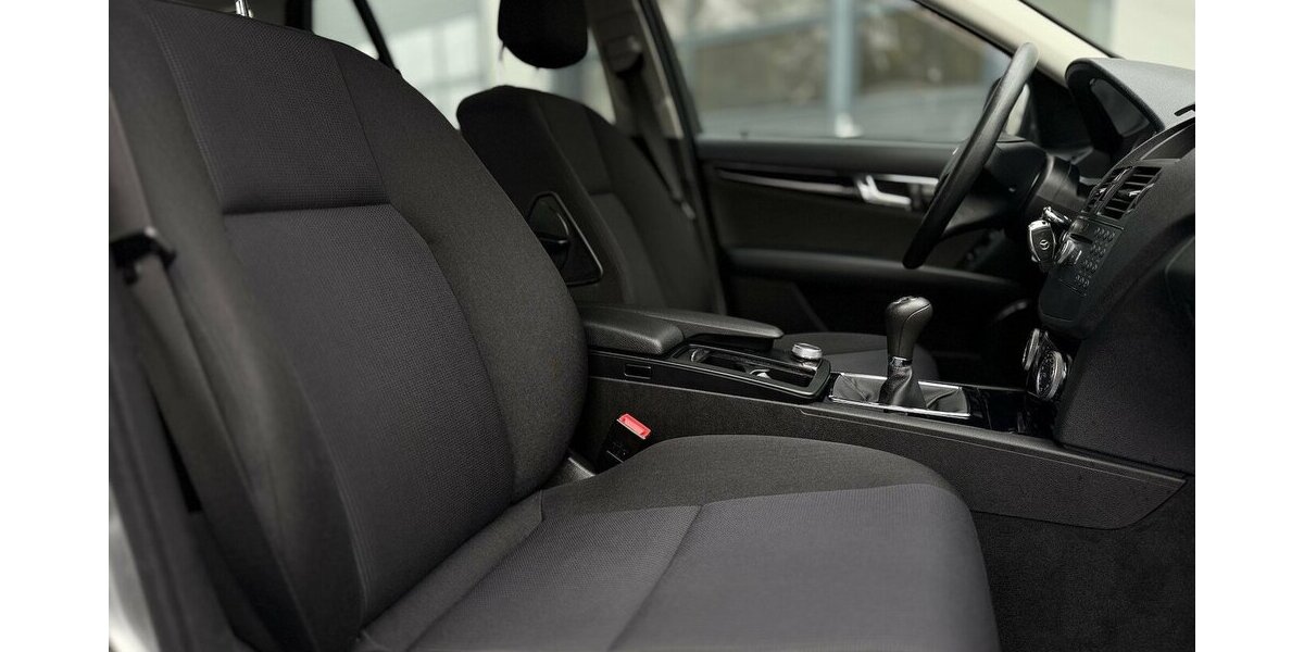 Mercedes-Benz C 180 T Kompressor / 50TKm / el. FH / 1. Hand 50.000 km 11.490 &euro; Mönchengladbach 41066