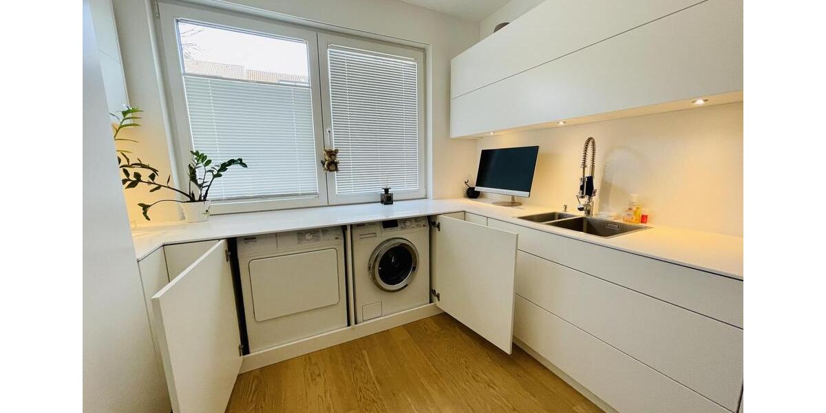 Maisonettenwohnung Düsseldorf Düsseltal - 5 Zimmer, 224 m&sup2;, 5.000&euro; | Angebot:24526472