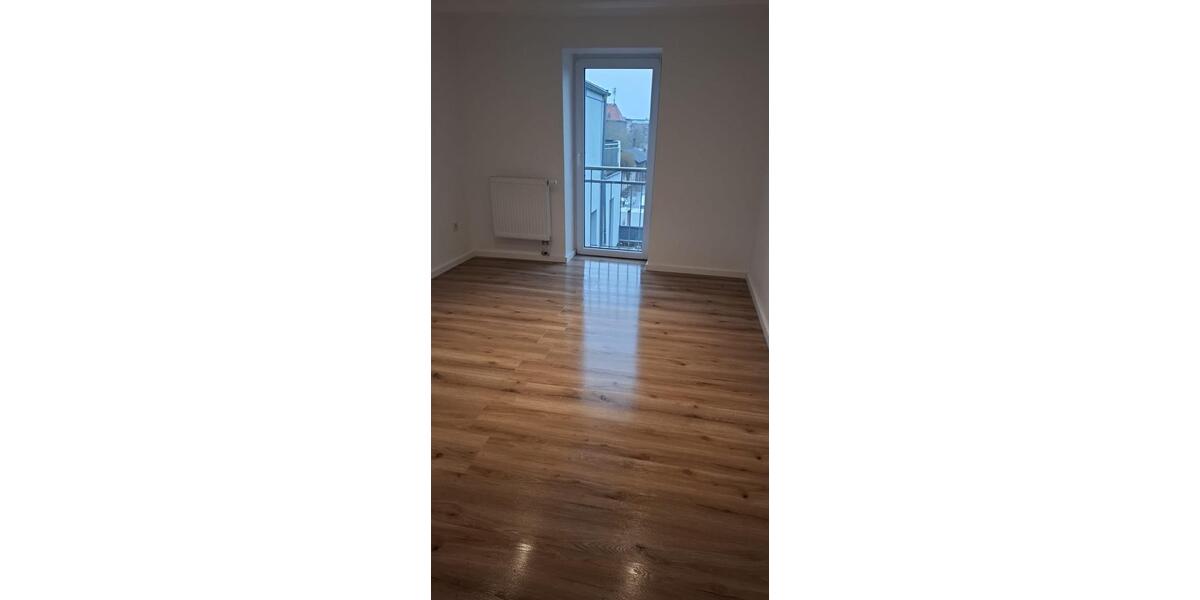 Etagenwohnung Duisburg Duisburg-Mitte - 4 Zimmer, 120 m&sup2;, 1.440&euro; | Angebot:26030200