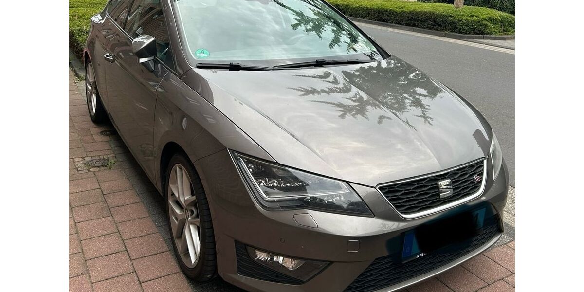 Seat Leon 84.150 km 10.700 &euro; Willich 47877