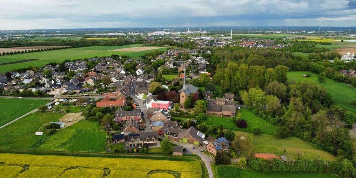 Einfamilienhaus Neuss Allerheiligen - 6 Zimmer, 164 m&sup2;, 695.000&euro; | Angebot:25734011