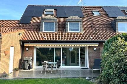 Haus Neuss Rosellen - 5 Zimmer, 135 m&sup2;, 698.000&euro; | Angebot:26641442
