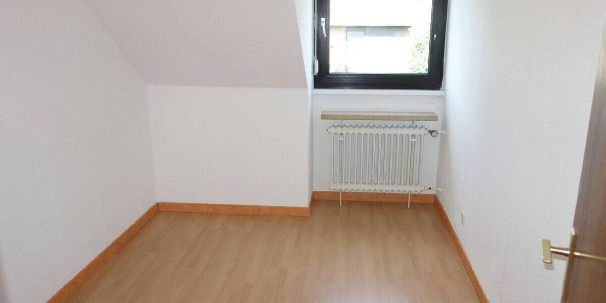 Einfamilienhaus Düsseldorf Hubbelrath - 7 Zimmer, 237 m&sup2;, 870.000&euro; | Angebot:25665188