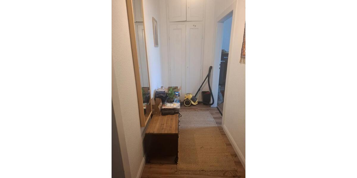 Dachgeschoßwohnung Düsseldorf Oberbilk - 1 Zimmer, 46 m&sup2;, 700&euro; | Angebot:26652879