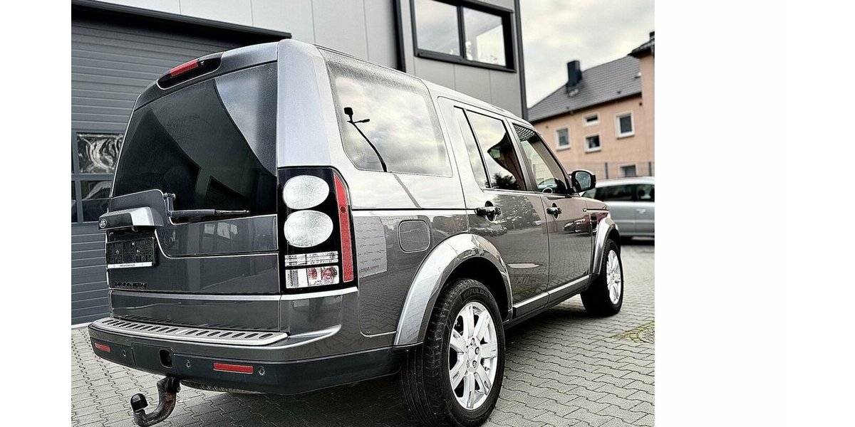 Land Rover Discovery SDV6 / HSE / Kamera / Pano / 7 Sitze 199.000 km 19.390 &euro; Mönchengladbach 41066