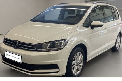 VW Touran 26.349 km 25.949 &euro; Krefeld 47805