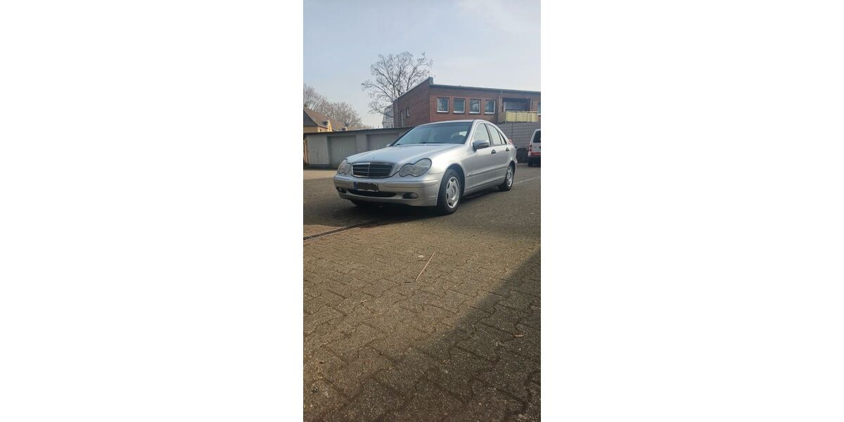 Mercedes-Benz C 200 163.500 km 2.600 &euro; Duisburg 47226