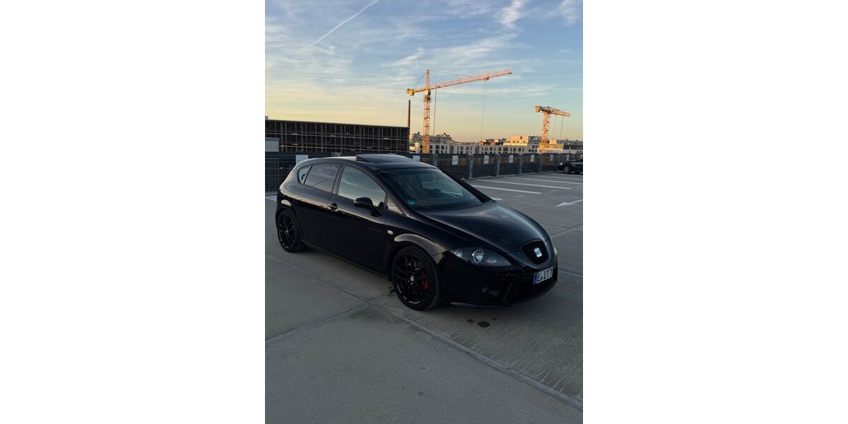 Seat Leon 185.000 km 6.000 &euro; Düsseldorf 40468