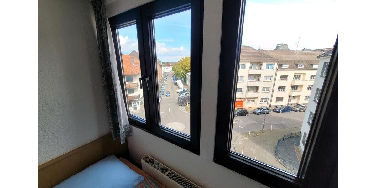 Etagenwohnung Krefeld - 1 Zimmer, 20 m&sup2;, 360&euro; | Angebot:24975316