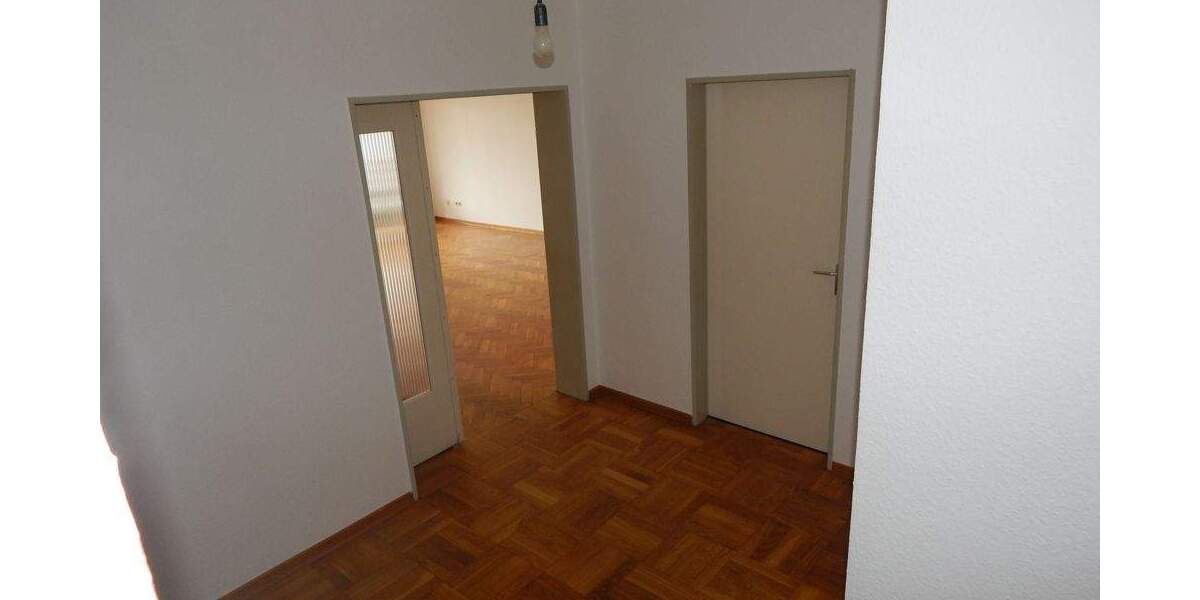 Etagenwohnung Hilden Forstbach - 2 Zimmer, 76 m&sup2;, 196.000&euro; | Angebot:25899252