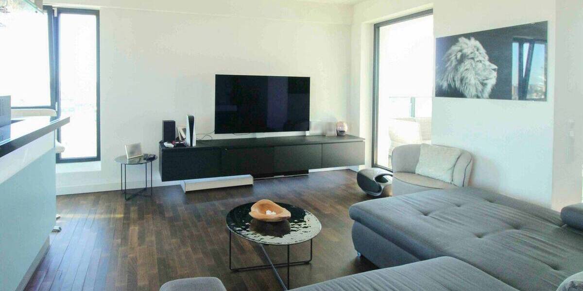 Etagenwohnung Düsseldorf Pempelfort - 2 Zimmer, 90 m&sup2;, 645.000&euro; | Angebot:26698526