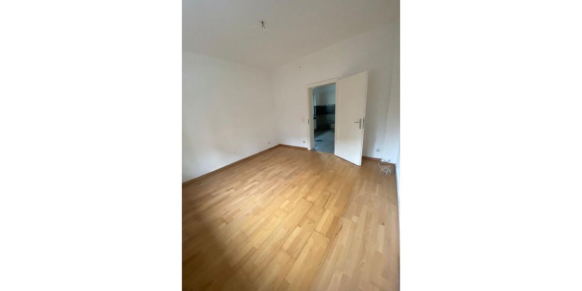 Erdgeschoßwohnung Oberhausen - 1 Zimmer, 110 m&sup2;, 1.425&euro; | Angebot:25967591
