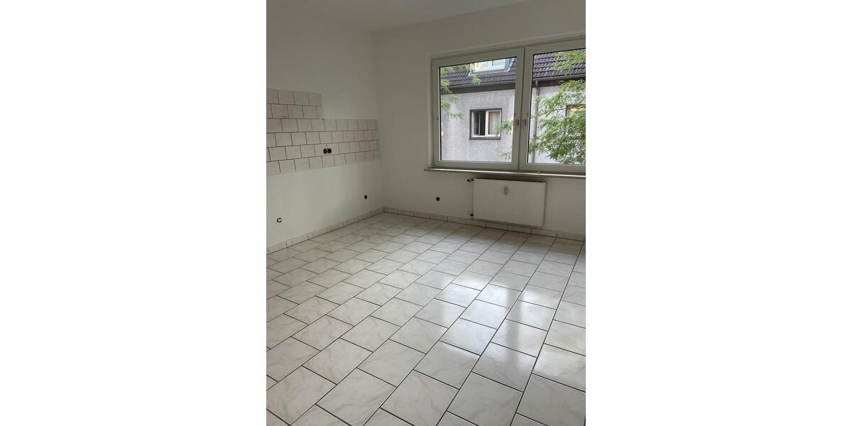 Etagenwohnung Oberhausen - 2 Zimmer, 55 m&sup2;, 490&euro; | Angebot:25369338