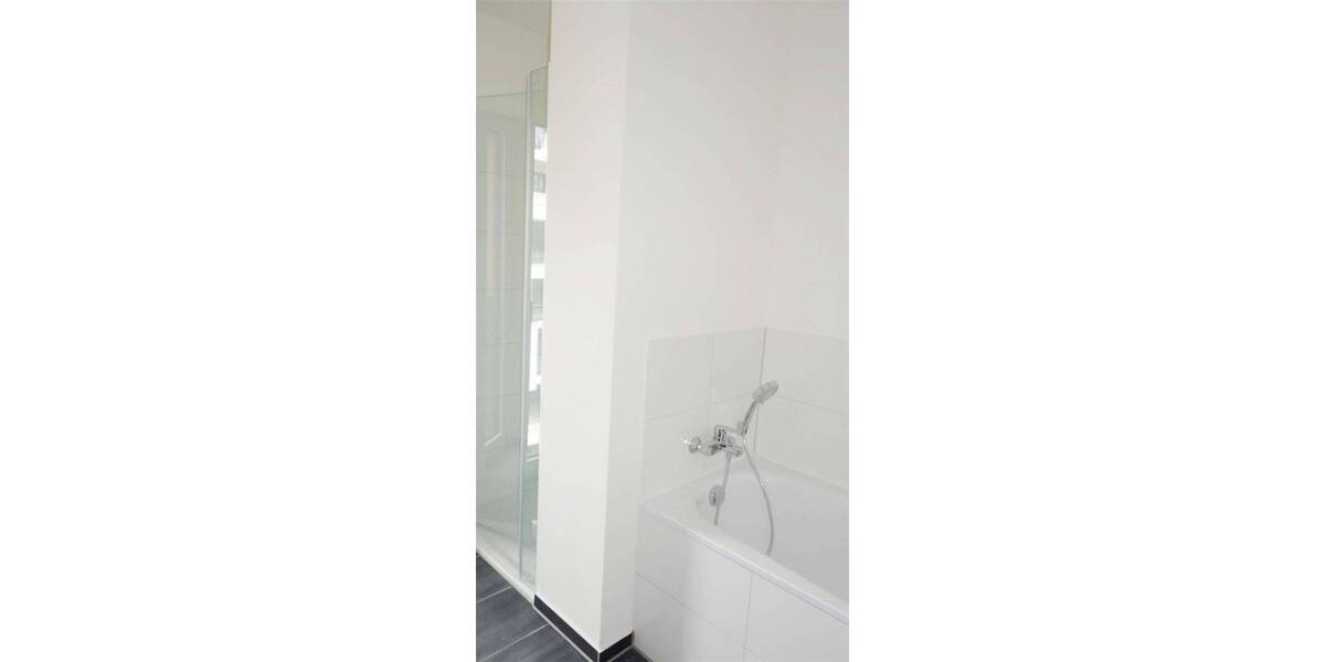Etagenwohnung Mönchengladbach Stadtmitte - 4 Zimmer, 128 m&sup2;, 1.714&euro; | Angebot:26453952