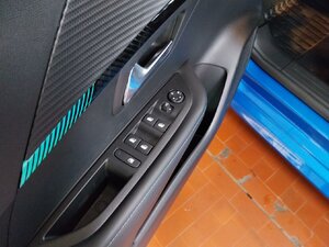 Peugeot 208 e- Allure Pack Kam SHZ Tempo Navi 22.598 km 17.880 &euro; HAAN 42781