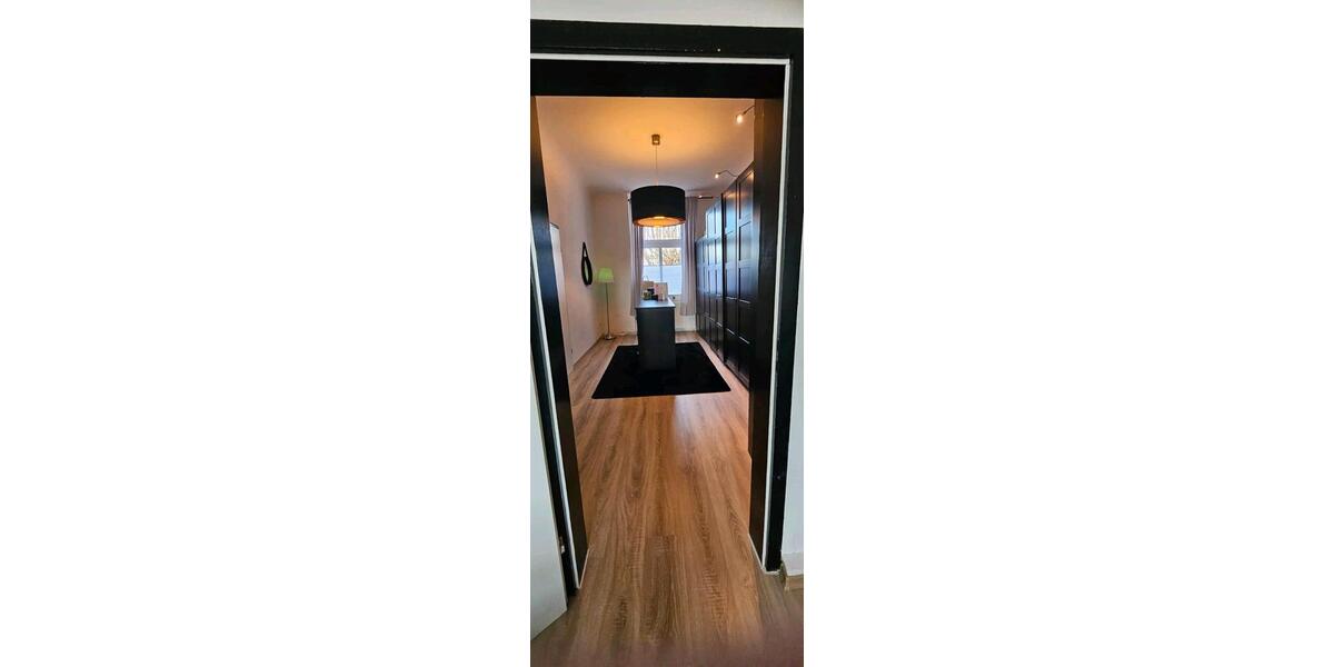 Maisonettenwohnung Mönchengladbach Süd - 7 Zimmer, 150 m&sup2;, 2.500&euro; | Angebot:25924149