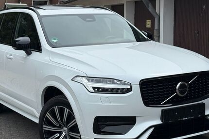 Volvo XC90 129.000 km 42.840 &euro; Düsseldorf 40468