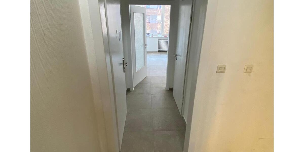 Etagenwohnung Düsseldorf Pempelfort - 1 Zimmer, 30 m&sup2;, 580&euro; | Angebot:25856205