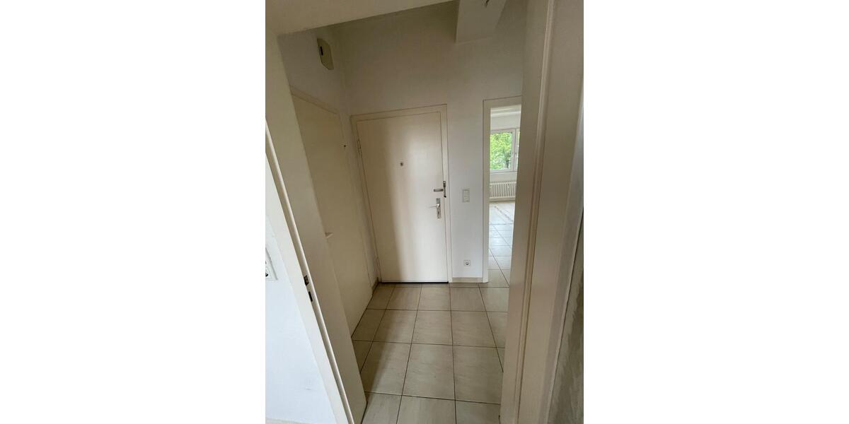 Etagenwohnung Krefeld - 2 Zimmer, 47 m&sup2;, 420&euro; | Angebot:26680743