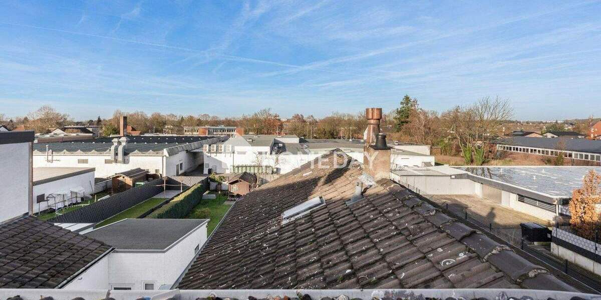 Reihenmittelhaus Mönchengladbach Rheindahlen - 7 Zimmer, 134 m&sup2;, 350.000&euro; | Angebot:25677740