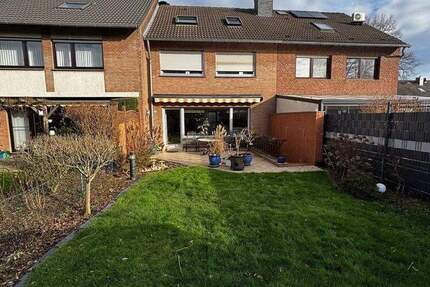 Haus Krefeld Fischeln - 5 Zimmer, 120 m&sup2;, 430.000&euro; | Angebot:25820518