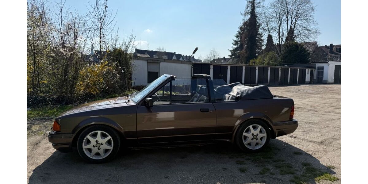 Ford Escort 90.422 km 4.400 &euro; Viersen 41747