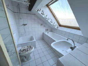 Solides Wohn-Geschäftshaus am Schloß mit Potential! - Wohn- & Geschäftshaus Mönchengladbach West | Angebot:23822832