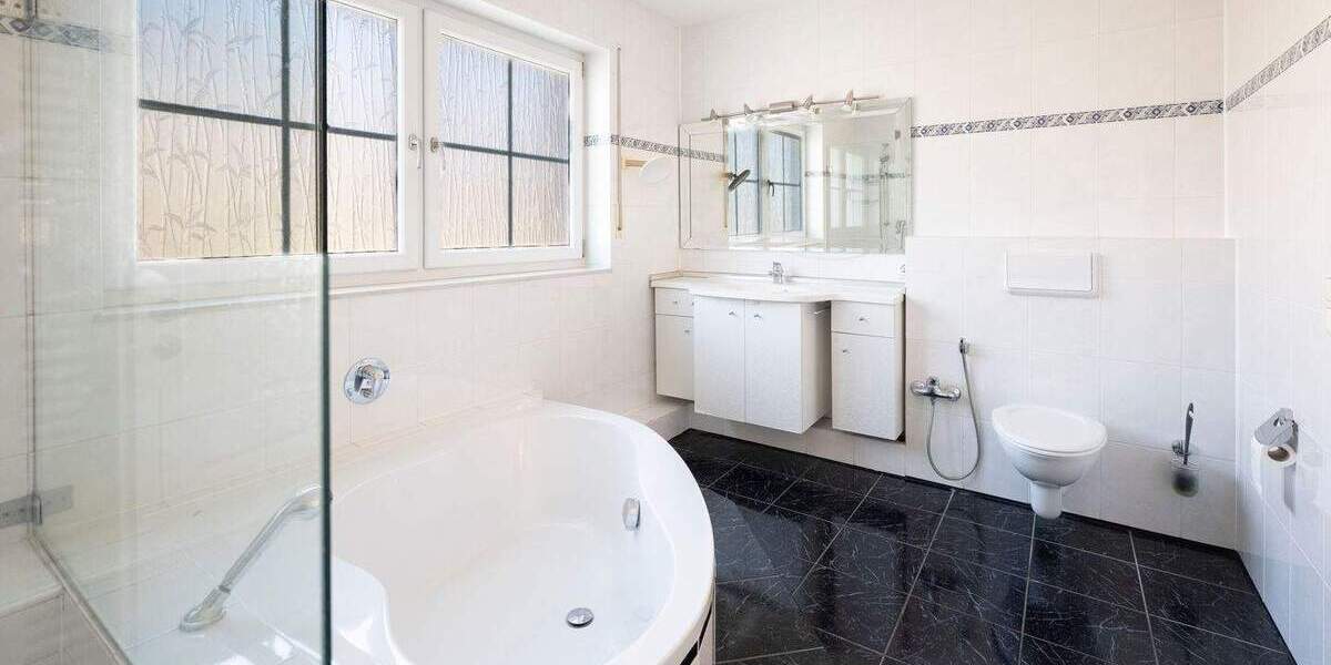 Einfamilienhaus Mönchengladbach Eicken - 5 Zimmer, 166 m&sup2;, 479.000&euro; | Angebot:25701205