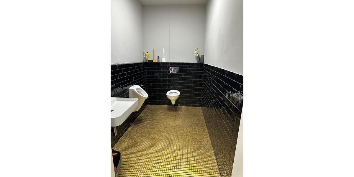 Gewerbeobjekt Düsseldorf Stadtbezirk 9 - 2.150&euro; | Angebot:25901818