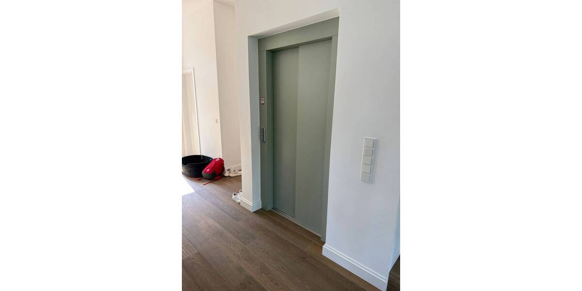 Doppelhaushälfte Meerbusch Büderich - 6 Zimmer, 242 m&sup2;, 8.500&euro; | Angebot:25997535