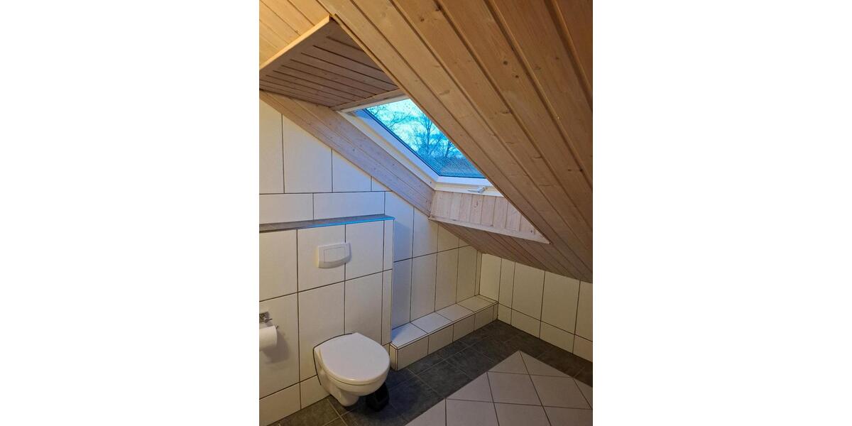 Dachgeschoßwohnung Mönchengladbach West - 2 Zimmer, 58 m&sup2;, 582&euro; | Angebot:25907531