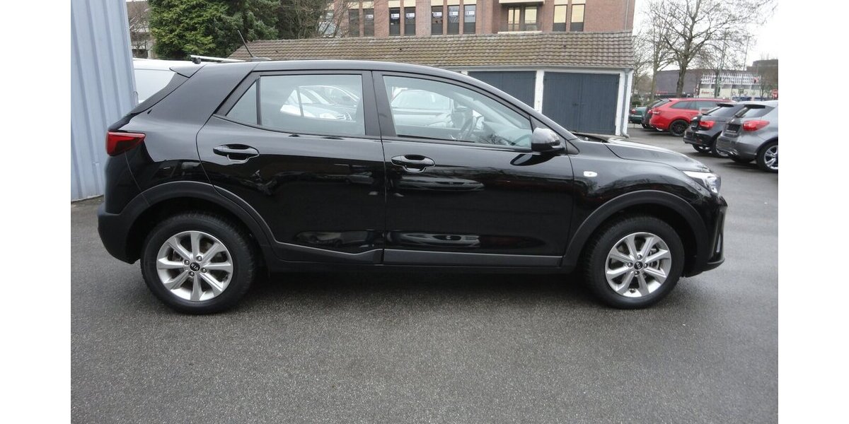 Kia Stonic 1,2 Edition7- Klima SHZ PDC Alu 33Tk,1 Hd 33.000 km 13.999 &euro; Neuss 41462