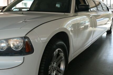 Dodge Charger 153.000 km 19.999 &euro; Oberhausen 46147