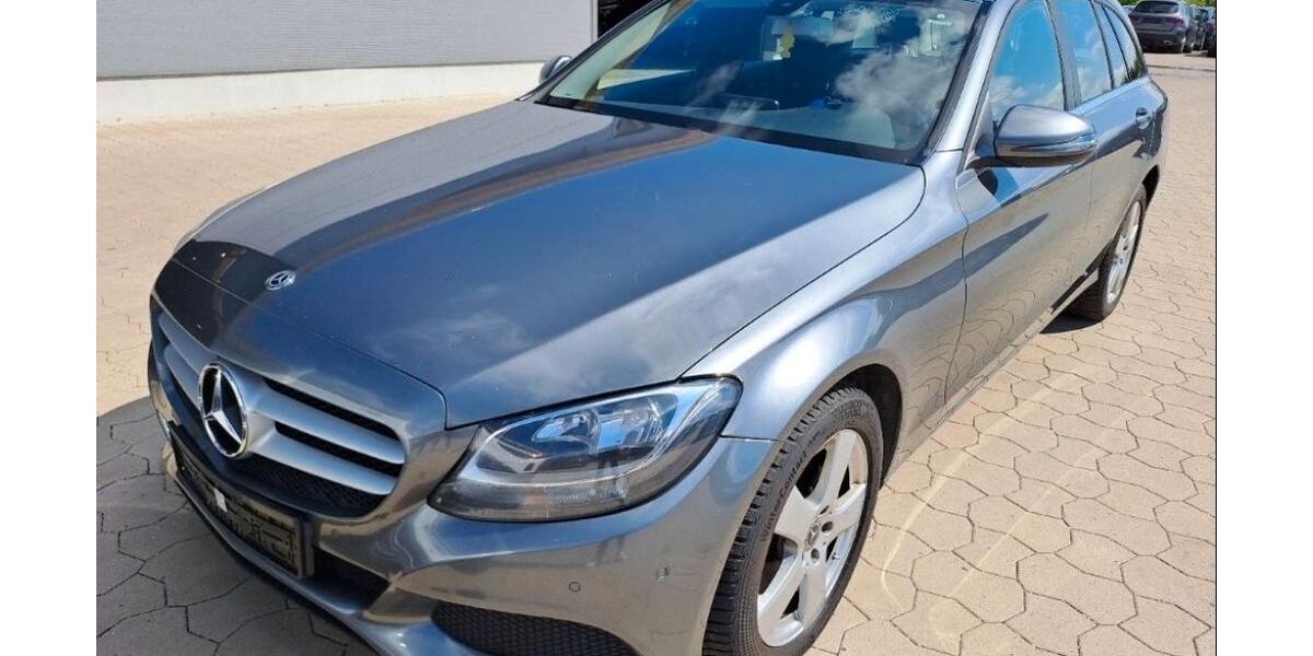 Mercedes-Benz C 250 229.980 km 10.990 &euro; Duisburg 47055
