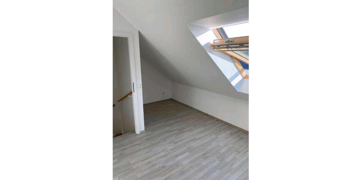 Reihenhaus Mönchengladbach Süd - 4 Zimmer, 110 m&sup2;, 1.700&euro; | Angebot:26025207