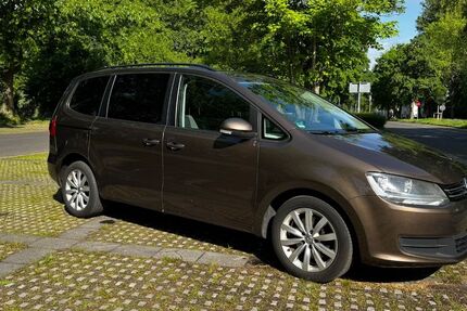 VW Sharan 237.465 km 7.349 &euro; Duisburg 47053
