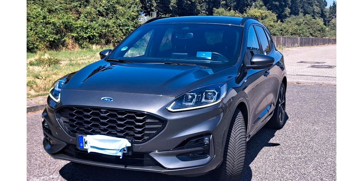 Ford Kuga 93.900 km 20.490 &euro; Nettetal 41334