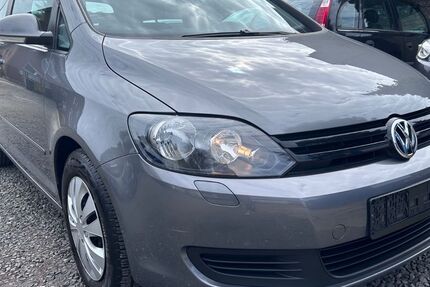 VW Golf 133.765 km 5.199 &euro; Kaarst 41564