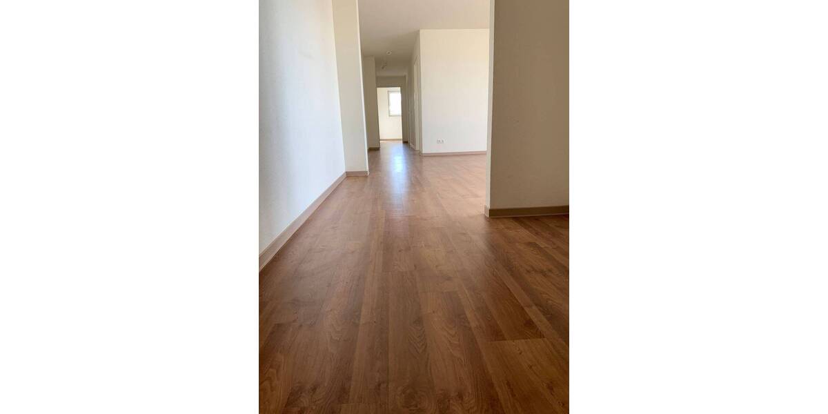 Etagenwohnung Meerbusch Osterath - 3 Zimmer, 98 m&sup2;, 1.315&euro; | Angebot:26246069