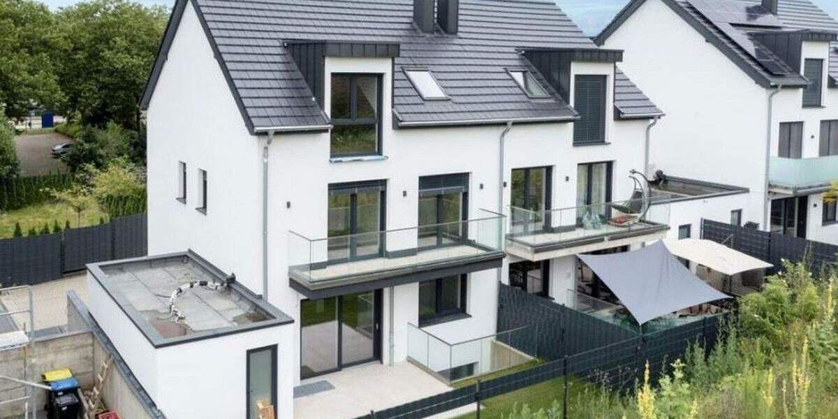 Doppelhaushälfte Meerbusch Büderich - 6 Zimmer, 212 m&sup2;, 1.190.000&euro; | Angebot:25742739