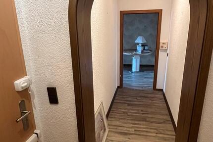 Wohnung Duisburg Duisburg-Mitte - 3 Zimmer, 90 m&sup2;, 750&euro; | Angebot:25994215