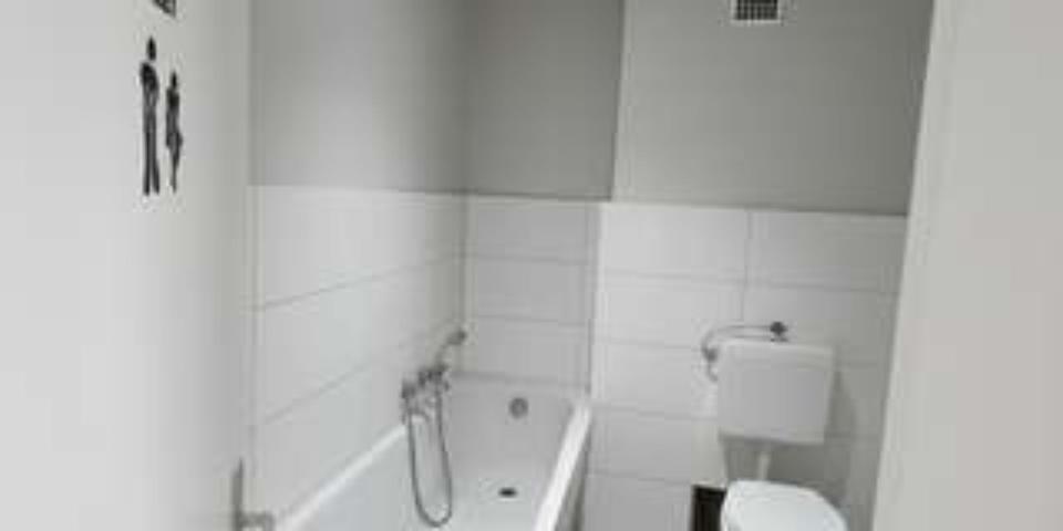 Etagenwohnung Duisburg Laar - 2 Zimmer, 74 m&sup2;, 595&euro; | Angebot:25720426