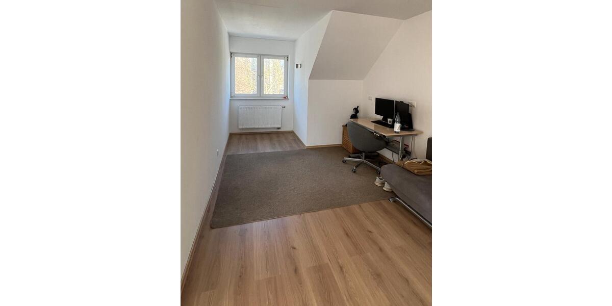 Etagenwohnung Viersen Boisheim - 2 Zimmer, 106 m&sup2;, 990&euro; | Angebot:26609181