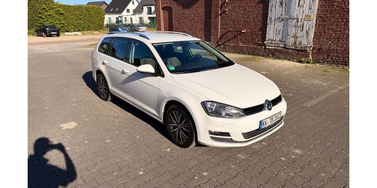 VW Golf 148.000 km 11.000 &euro; Viersen 41748