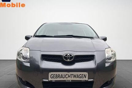 Toyota Auris 94.000 km 7.999 &euro; Düsseldorf 40472