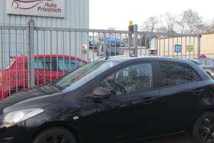 Mazda 2 205.000 km 3.600 &euro; Düsseldorf 40235