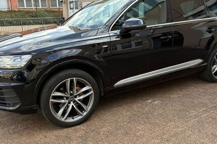 Audi Q7 162.100 km 31.000 &euro; Willich 47877