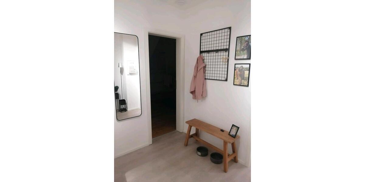 Dachgeschoßwohnung Oberhausen Alstaden - 3.5 Zimmer, 69 m&sup2;, 170.000&euro; | Angebot:25995481